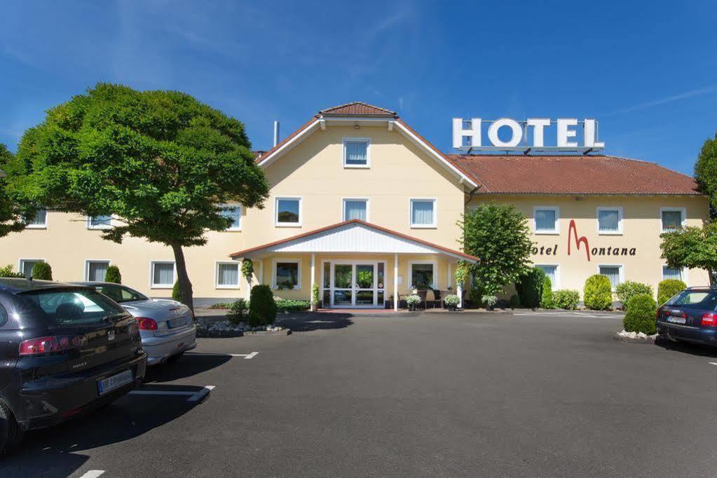 Hotel Montana Diemelstadt Exterior photo